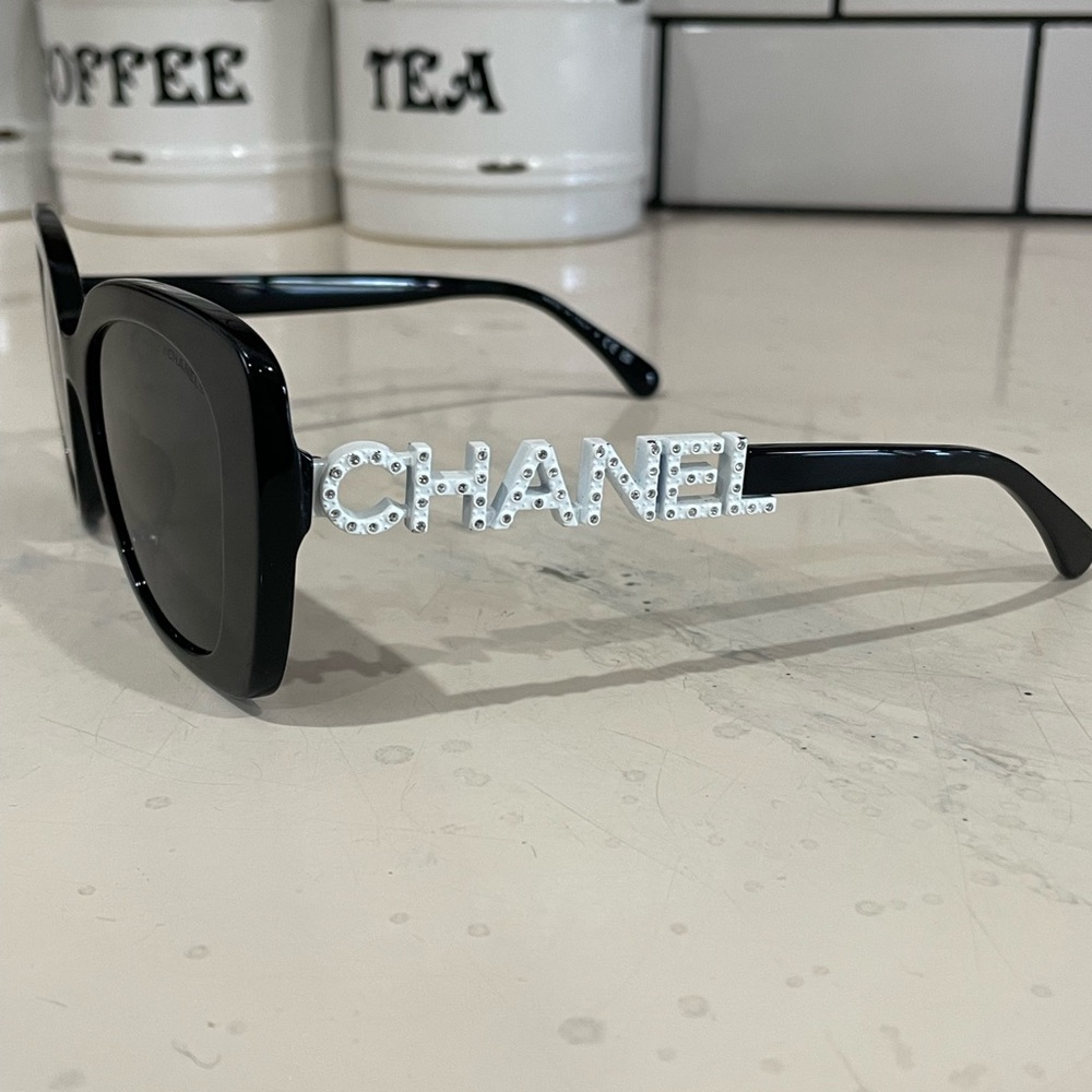 CHANEL Black Sunglasses with Silver Crystal Logo Temples